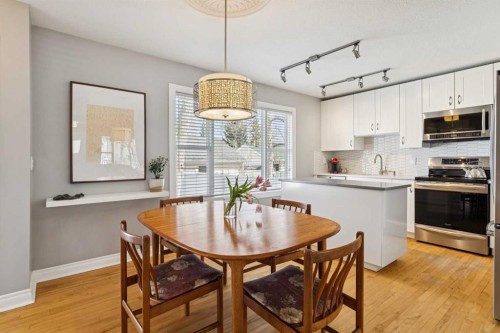 4324 Passchendaele Road Sw, Calgary, AB - Indoor Photo Showing Dining Room