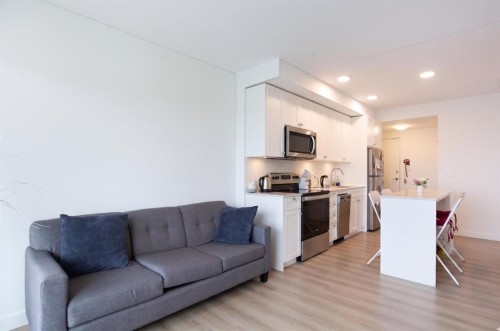 902-123 4 Street Ne, Calgary, AB - Indoor