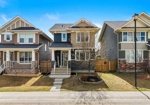 1717 Baywater Road SW Airdrie, AB T4B 3V3