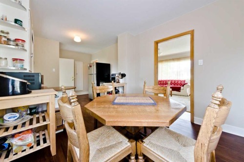 617 17 Avenue Ne, Calgary, AB - Indoor Photo Showing Dining Room