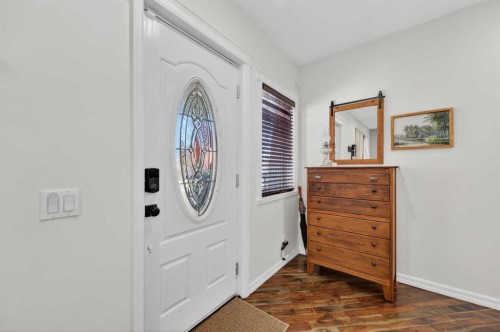 127 27 Avenue Ne, Calgary, AB - Indoor Photo Showing Other Room