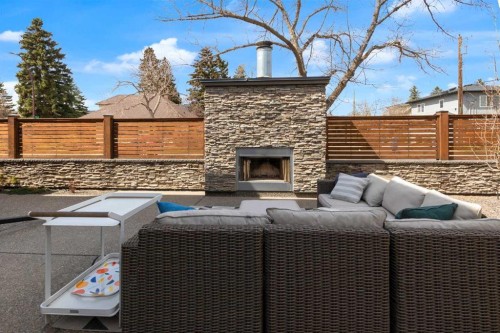 2540 2 Avenue Nw, Calgary, AB - Outdoor