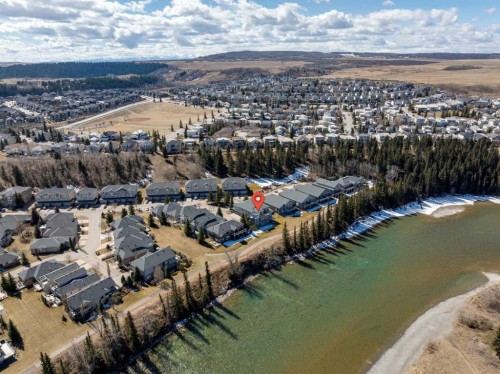 189 Crawford Drive  Cochrane, AB T4C 2G8