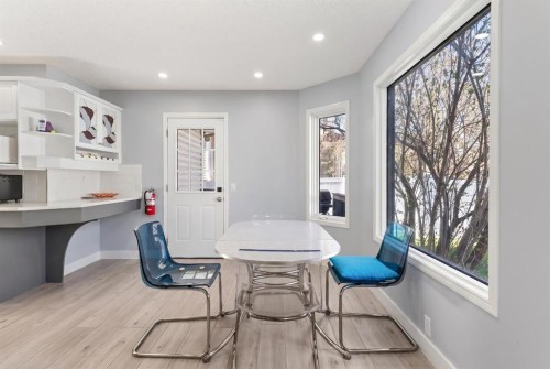 48 Douglas Park Boulevard Se, Calgary, AB - Indoor