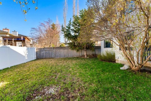 48 Douglas Park Boulevard Se, Calgary, AB - Outdoor