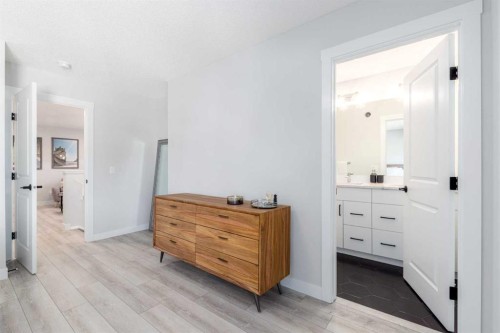 99 Haskayne Drive Nw, Calgary, AB - Indoor