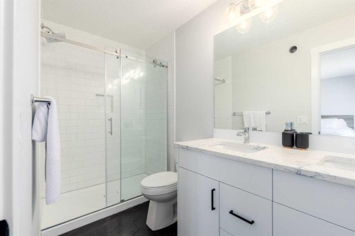 99 Haskayne Drive Nw, Calgary, AB - Indoor Photo Showing Bathroom