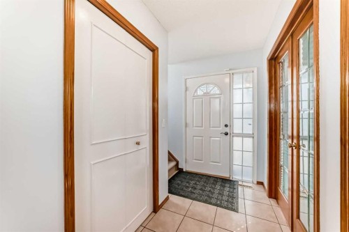 42 Harvest Rose Place Ne, Calgary, AB - Indoor Photo Showing Other Room