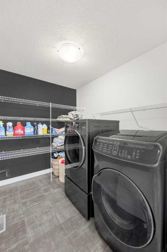 851 Seton Circle Se, Calgary, AB - Indoor Photo Showing Laundry Room
