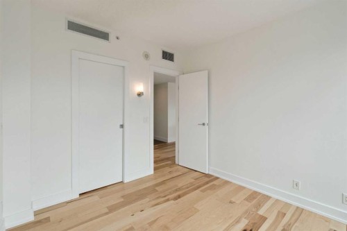 503-433 11 Avenue Se, Calgary, AB - Indoor Photo Showing Other Room