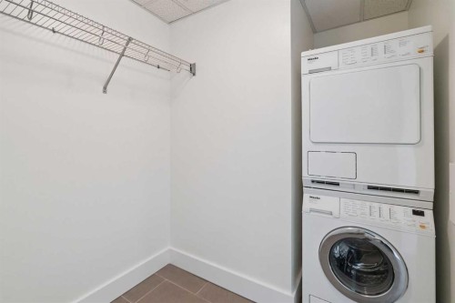 503-433 11 Avenue Se, Calgary, AB - Indoor Photo Showing Bathroom