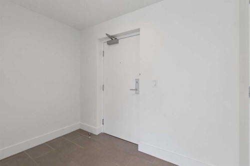 503-433 11 Avenue Se, Calgary, AB - Indoor Photo Showing Other Room
