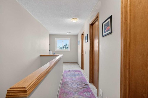 44 Riverwood Circle Se, Calgary, AB - Indoor Photo Showing Other Room