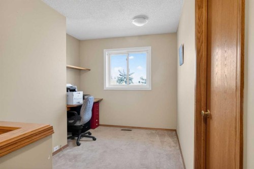 44 Riverwood Circle Se, Calgary, AB - Indoor Photo Showing Office