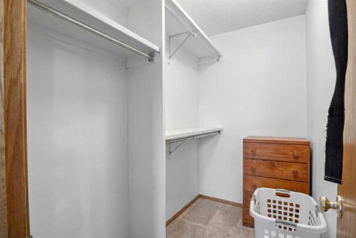 44 Riverwood Circle Se, Calgary, AB - Indoor With Storage