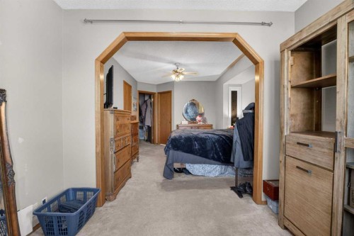 44 Riverwood Circle Se, Calgary, AB - Indoor