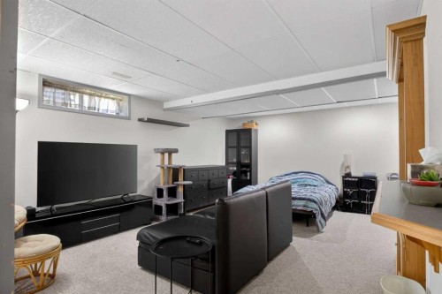 44 Riverwood Circle Se, Calgary, AB - Indoor
