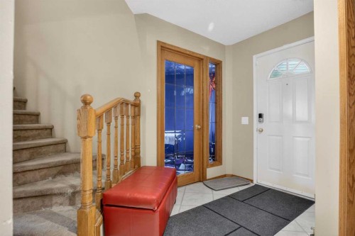 44 Riverwood Circle Se, Calgary, AB - Indoor Photo Showing Other Room