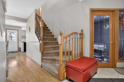 44 Riverwood Circle Se, Calgary, AB - Indoor Photo Showing Other Room