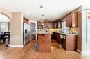 602 Wentworth Place Sw, Calgary, AB  - Indoor Photo Showing Kitchen With Stainless Steel Kitchen With Upgraded Kitchen 