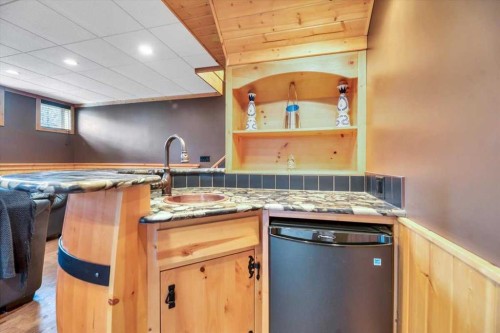 2 Wheatland Green, Strathmore, AB - Indoor Photo Showing Other Room