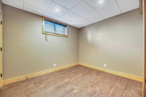 2 Wheatland Green, Strathmore, AB - Indoor Photo Showing Other Room