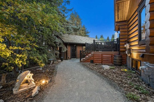 2 Wheatland Green, Strathmore, AB - Outdoor