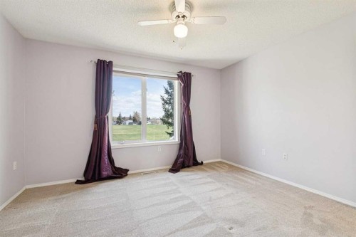 34-105 Elm Place, Okotoks, AB - Indoor