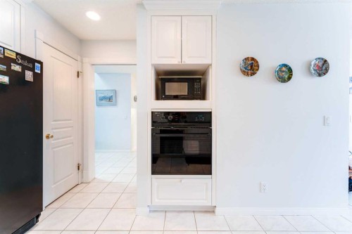 8 Prominence Path Sw, Calgary, AB - Indoor