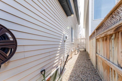 140 Prestwick Avenue Se, Calgary, AB - Outdoor With Exterior