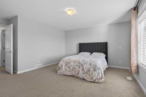 126 Bayview Circle Sw, Airdrie, AB 