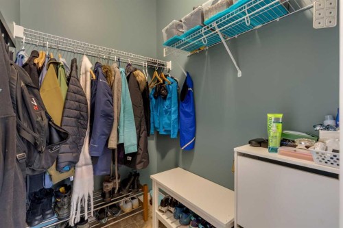 190 Covecreek Place Ne, Calgary, AB - Indoor With Storage