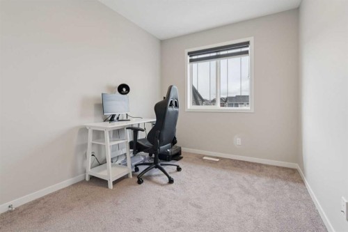 79 Magnolia Heath Se, Calgary, AB - Indoor