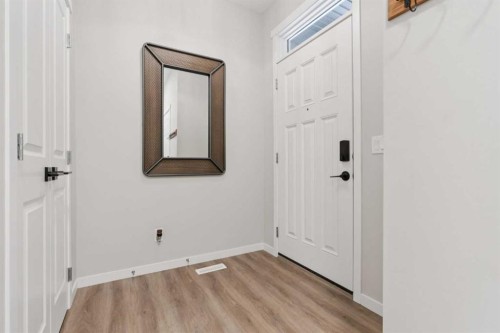 79 Magnolia Heath Se, Calgary, AB - Indoor Photo Showing Other Room