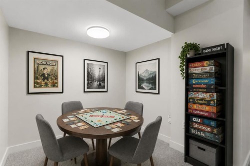 202 Sunset Heights, Cochrane, AB - Indoor Photo Showing Dining Room