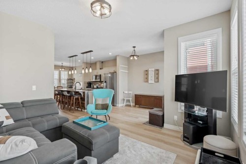 100 Redstone Avenue Ne, Calgary, AB - Indoor Photo Showing Living Room