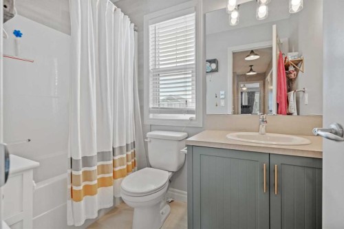 100 Redstone Avenue Ne, Calgary, AB - Indoor Photo Showing Bathroom