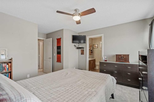 100 Redstone Avenue Ne, Calgary, AB - Indoor Photo Showing Bedroom