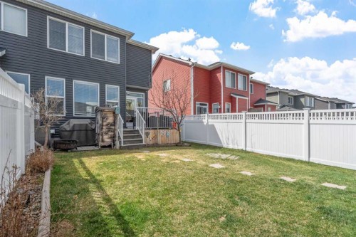 100 Redstone Avenue Ne, Calgary, AB - Outdoor