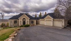 43 Slopes Grove SW Calgary, AB T3H 3Y6