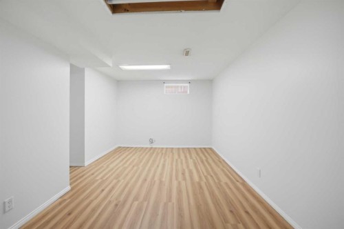 6016 Martingrove Road Ne, Calgary, AB - Indoor Photo Showing Other Room