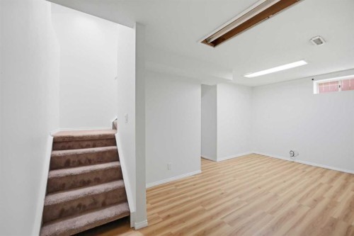 6016 Martingrove Road Ne, Calgary, AB - Indoor Photo Showing Other Room