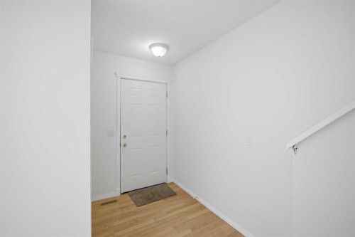 6016 Martingrove Road Ne, Calgary, AB - Indoor Photo Showing Other Room