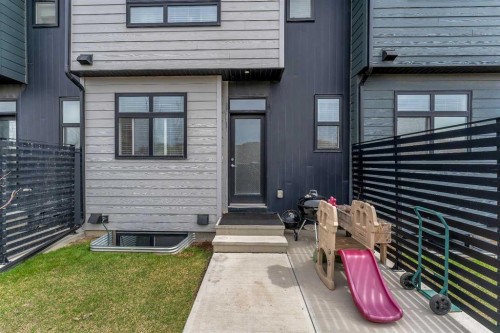 136 Sage Meadows Gardens Nw, Calgary, AB - Outdoor