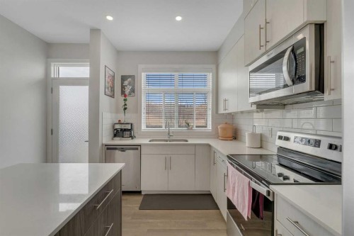 136 Sage Meadows Gardens Nw, Calgary, AB - Indoor Photo Showing Kitchen With Upgraded Kitchen