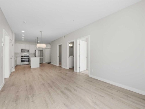 110-660 Shawnee Square Sw, Calgary, AB - Indoor