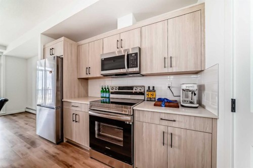 410-30 Sage Hill Walk Nw, Calgary, AB - Indoor Photo Showing Kitchen