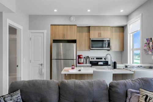 20944 Seton Way Se, Calgary, AB - Indoor