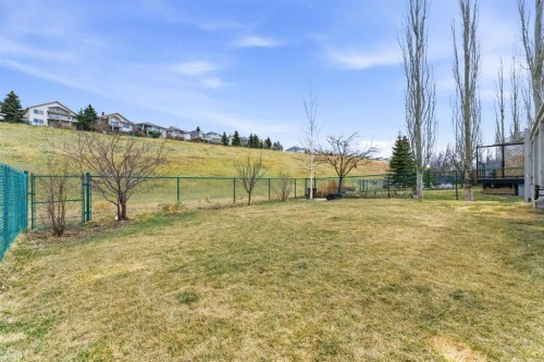 207 Gleneagles View, Cochrane, AB 