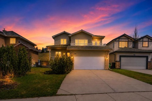 207 Gleneagles View, Cochrane, AB 